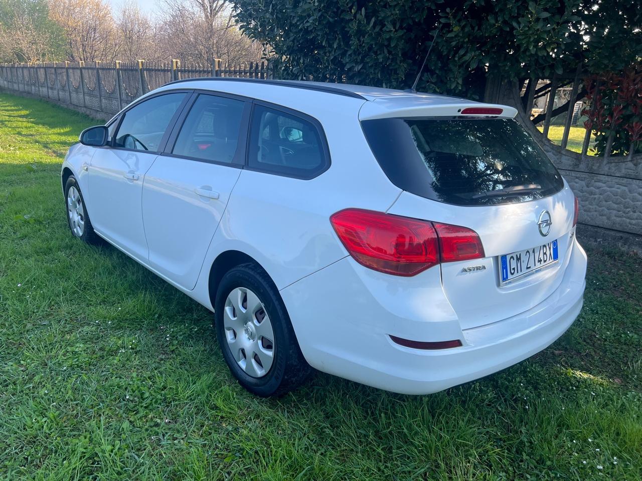 Opel Astra 1.7 CDTI 110CV Sports Tourer Cosmo