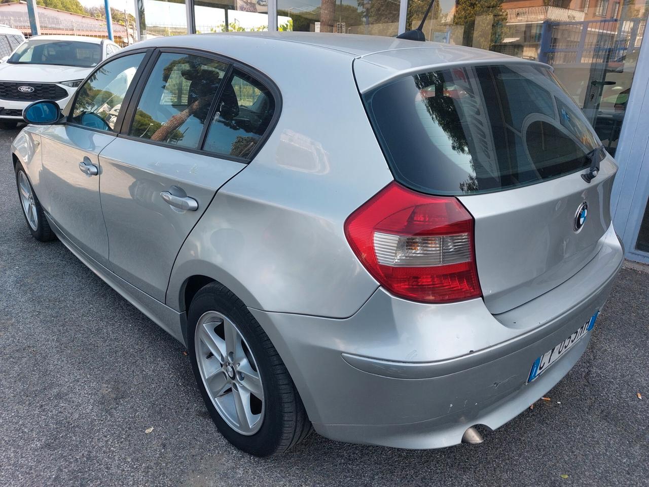 Bmw 118 118d cat 5 porte Futura pelle cerchi