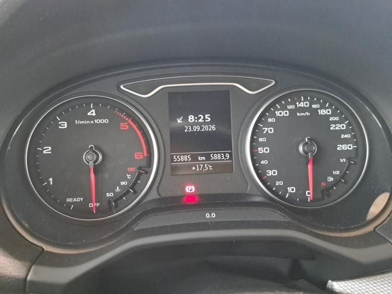AUDI Q2 2.0 30 TDI BUSINESS SUV