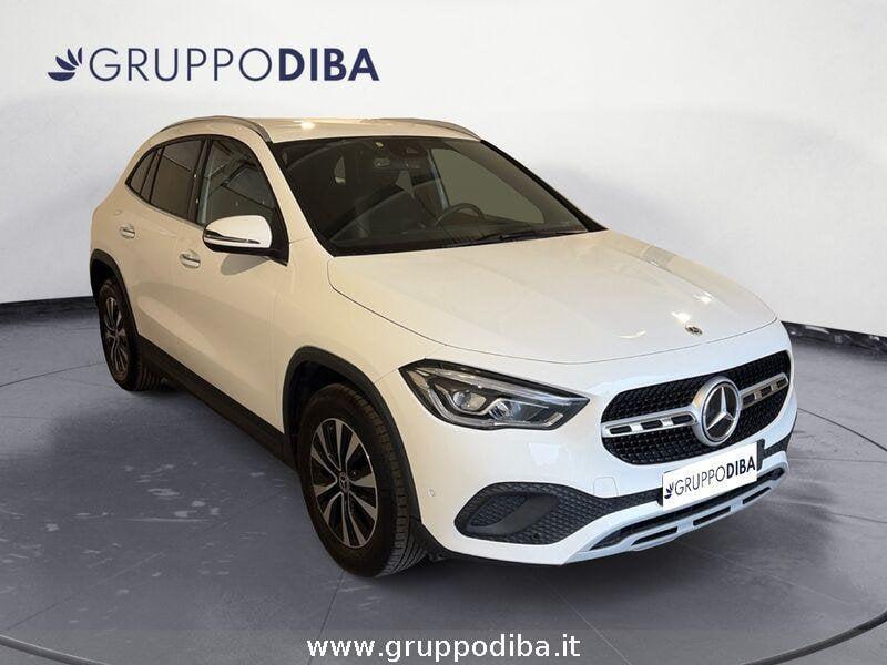 Mercedes-Benz GLA GLA-H247 2020 Benzina 180 Executive auto