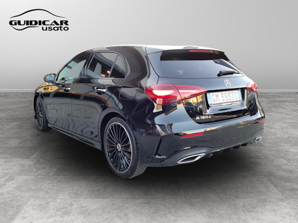 Mercedes-Benz Classe A - W177 2023 - A 180 d AMG Line Advanced Plus auto