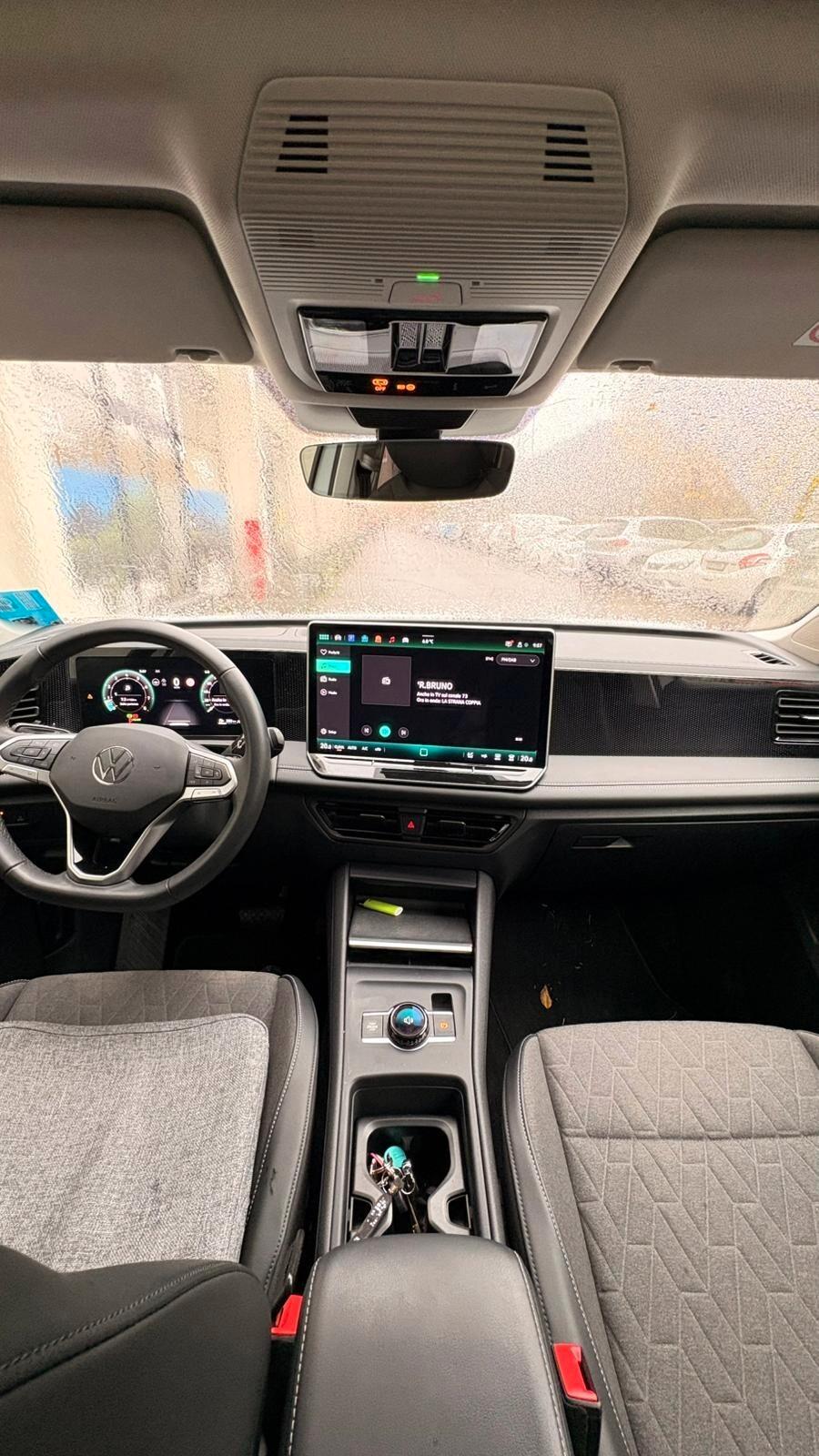 Volkswagen Tiguan 1.5 eTSI 150 CV ACT DSG R-Line