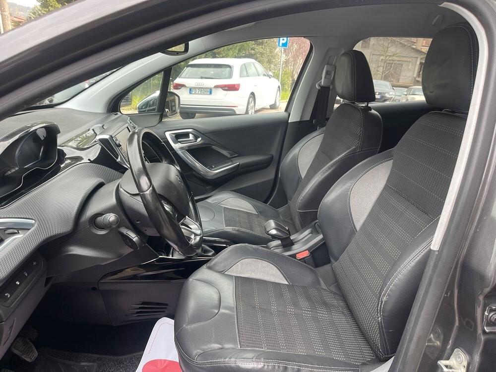 Peugeot 2008 BlueHDi 120 S&S Black Matt NEO PATENTATI