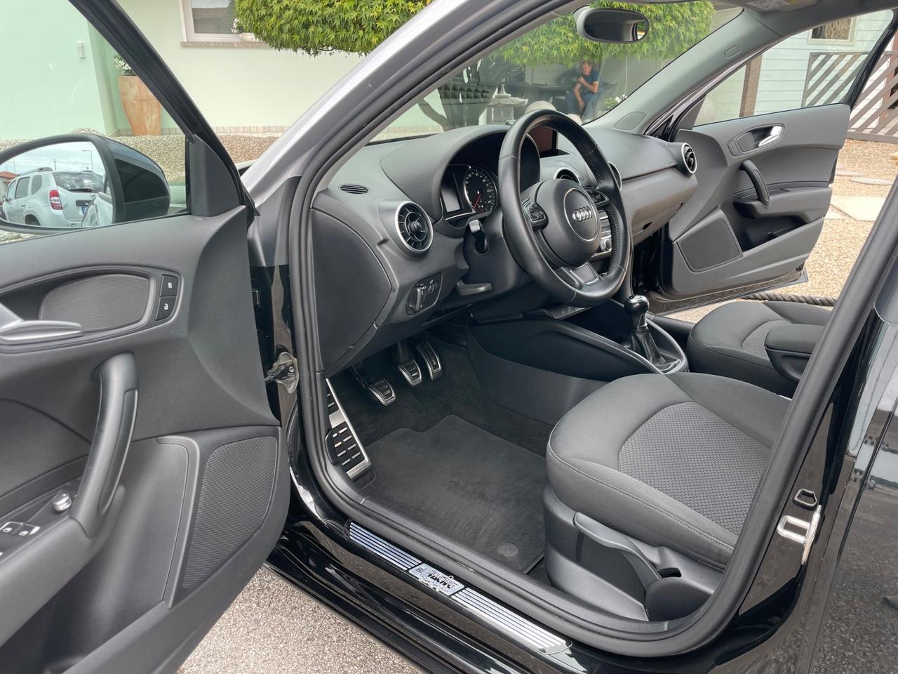 Audi A1 SPB 1.6 TDI 116 CV Metal plus
