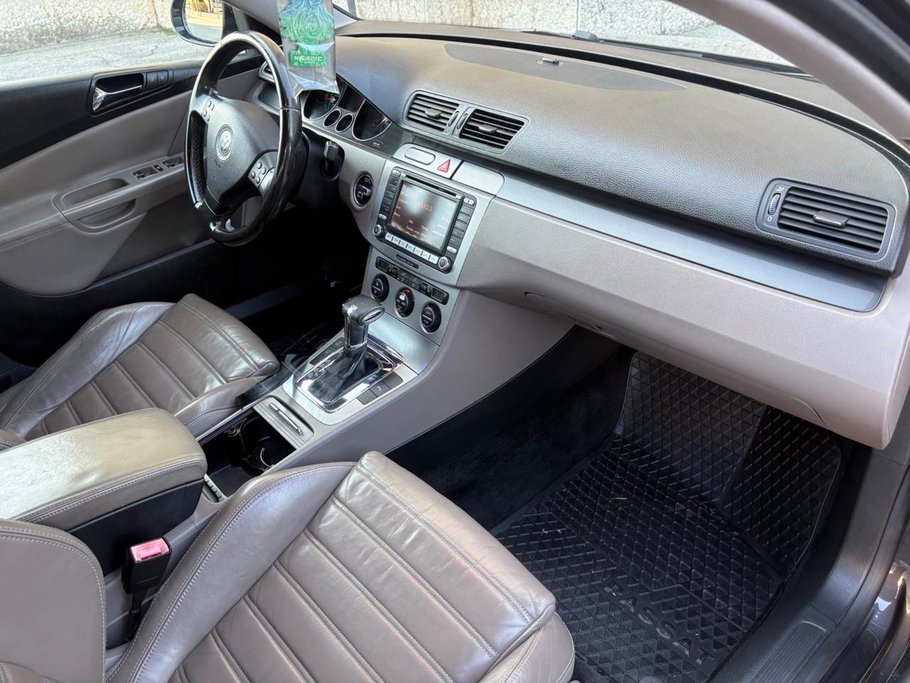 Volkswagen Passat 2.0 TDI DSG navi pelle