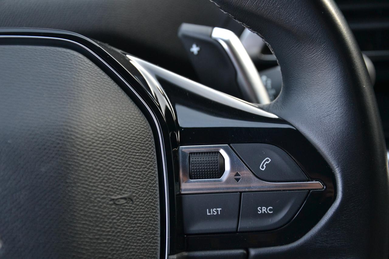 Peugeot 5008 1.5 HDi 130CV EAT8 ALLURE PELLE+RCAM+NAVI+FULL LED