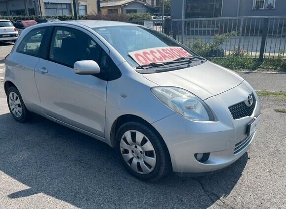 Toyota Yaris 1.3 3 porte