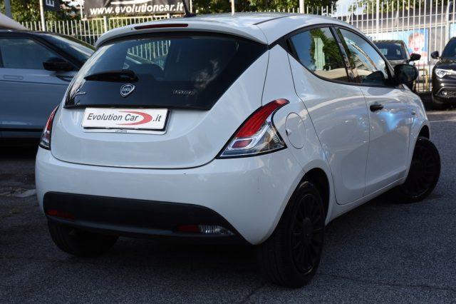 LANCIA Ypsilon 1.0 FireFly 5 porte S&S Hybrid Ecochic *5 POSTI*