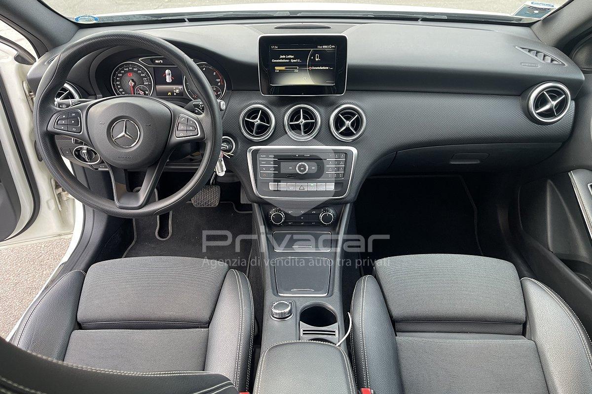 MERCEDES A 180 d Automatic Business