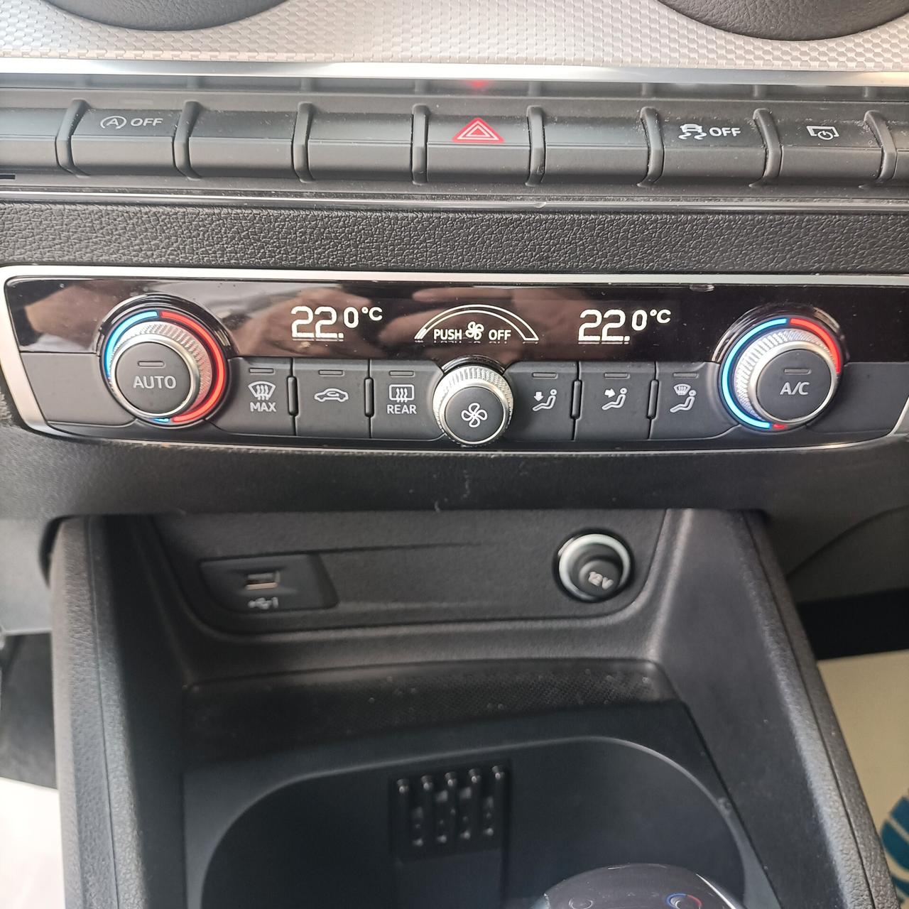 Audi Q2 30 TDI S tronic Business