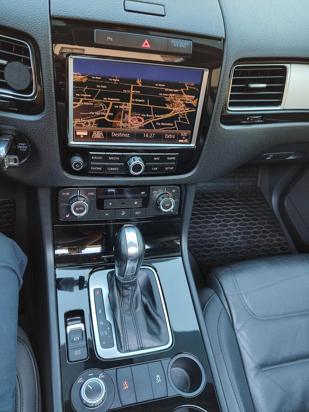 VOLKSWAGEN TOUAREG TDV6 FULL OPT NUOVA IN TUTTO UNICA