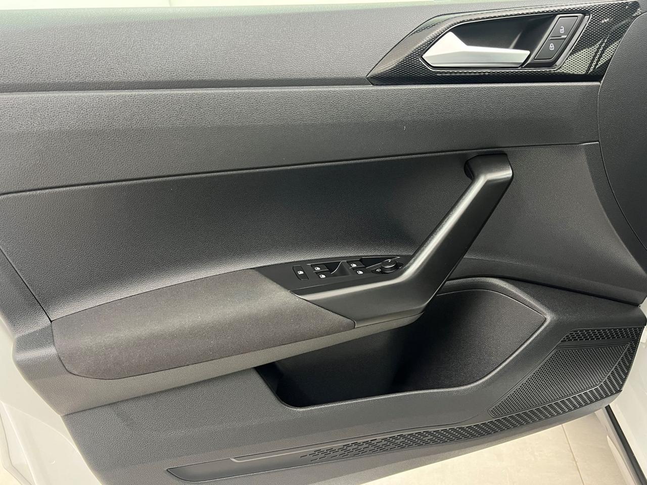 VOLKSWAGEN Taigo 1.0 tsi Life 95cv