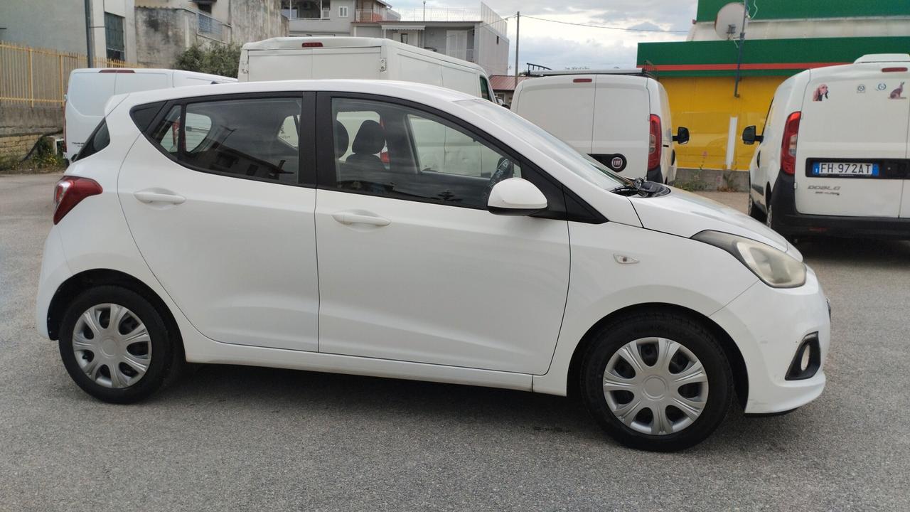 Hyundai i10 1.0 LPGI Econext Sound Edition