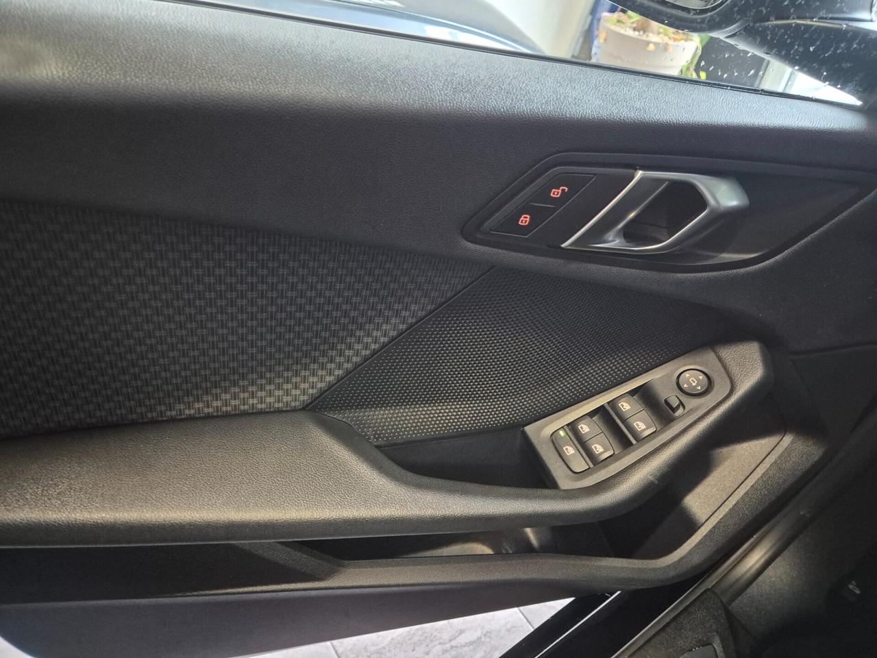 Bmw 116 116d 5p. Business