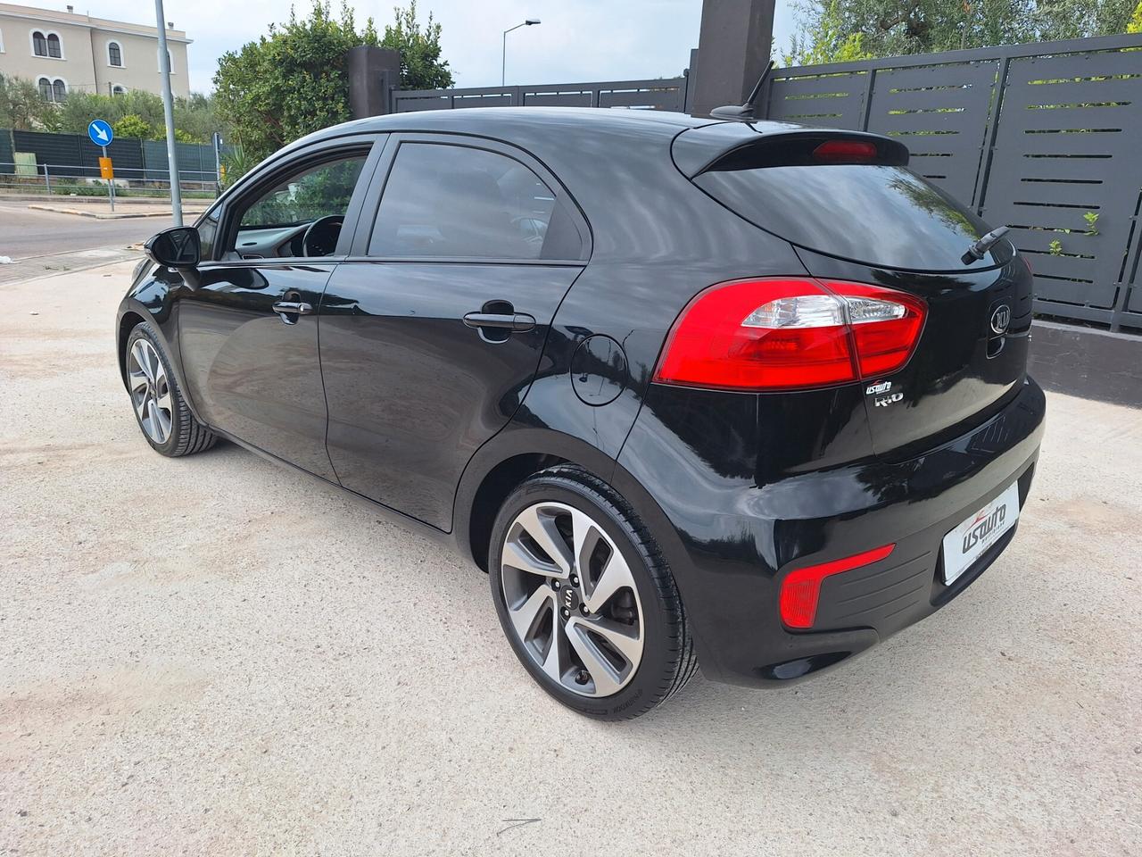 Kia Rio 1.1 CRDi 5p. Cool 96000 KM 2016