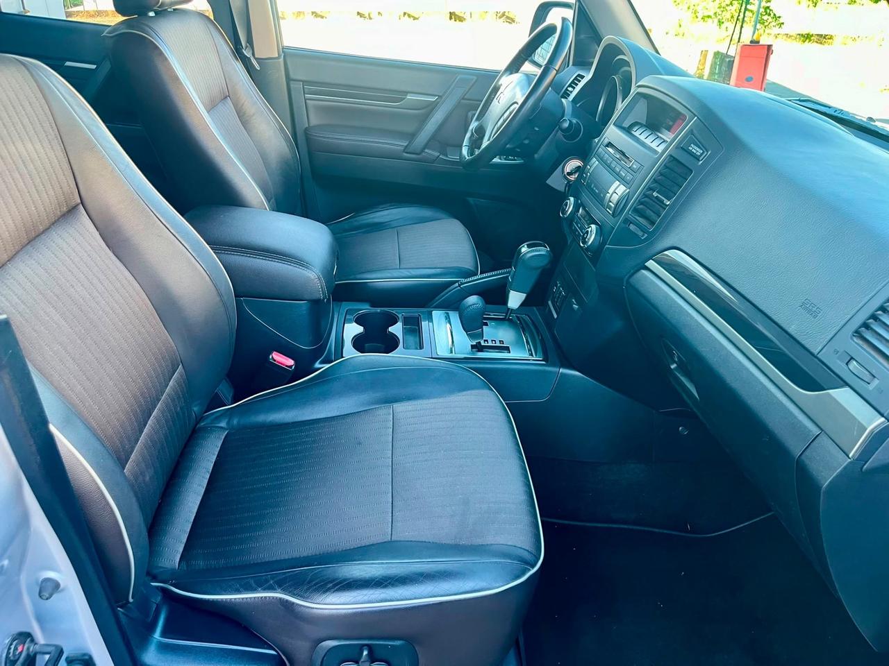 Mitsubishi Pajero 3.2 DI-D aut. Instyle 119.000km 2010 perfetta