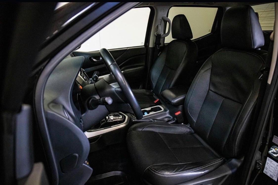 Nissan Navara 2.3 dCi 190 CV 7AT 4WD Double Cab N-Connecta