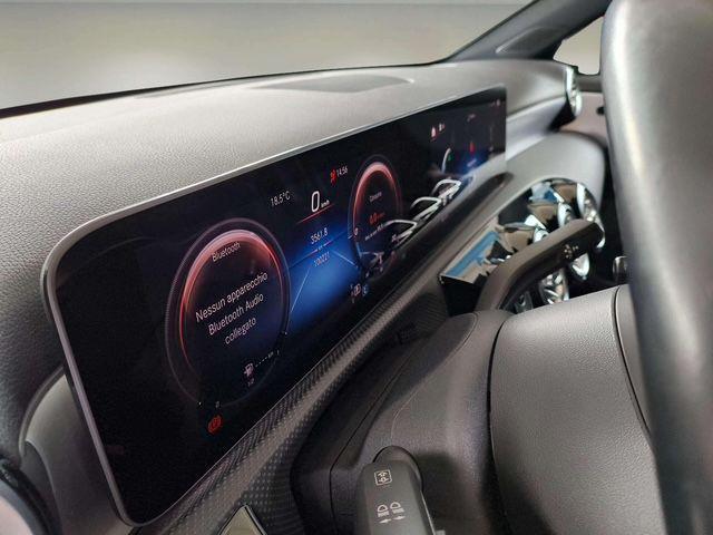 MERCEDES-BENZ A 220 Automatic Premium