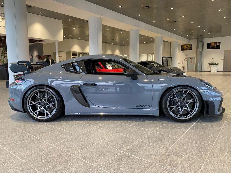 Porsche 718 Cayman GT4 RS 4.0 - IVA Esposta