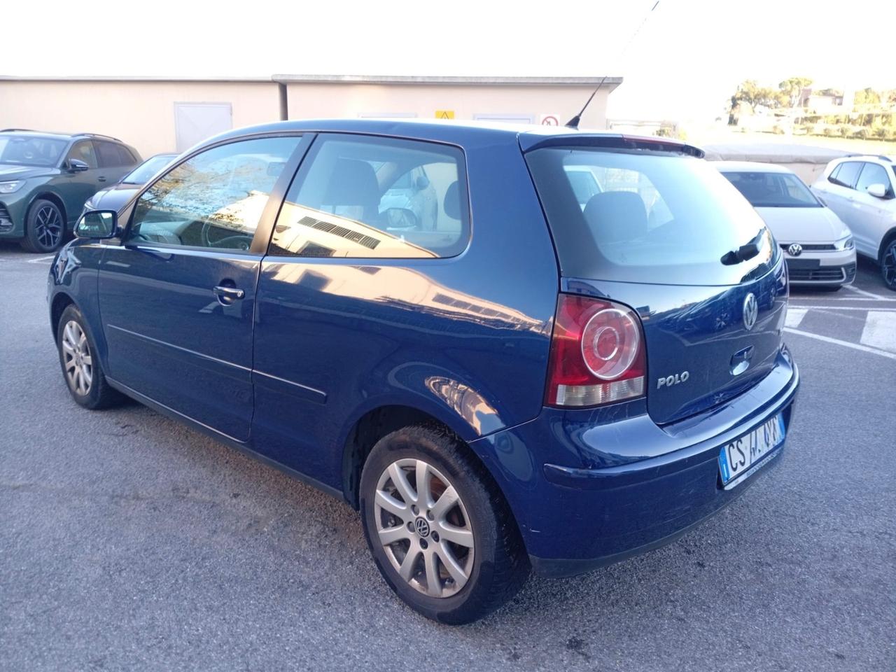 Volkswagen Polo 1.4/75CV 16V 3p. Sportline