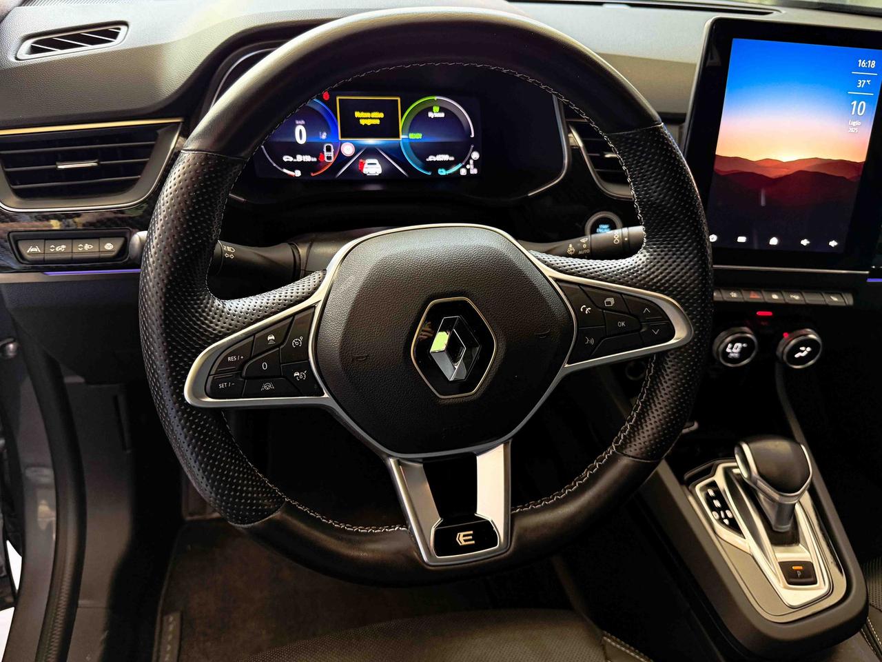 Renault Arkana 1.6 e-tech full hybrid e-tech engineered fast track 145cv