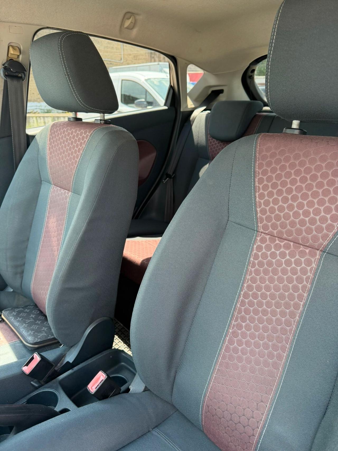Ford Fiesta 1.4 5 porte Bz.- GPL Titanium