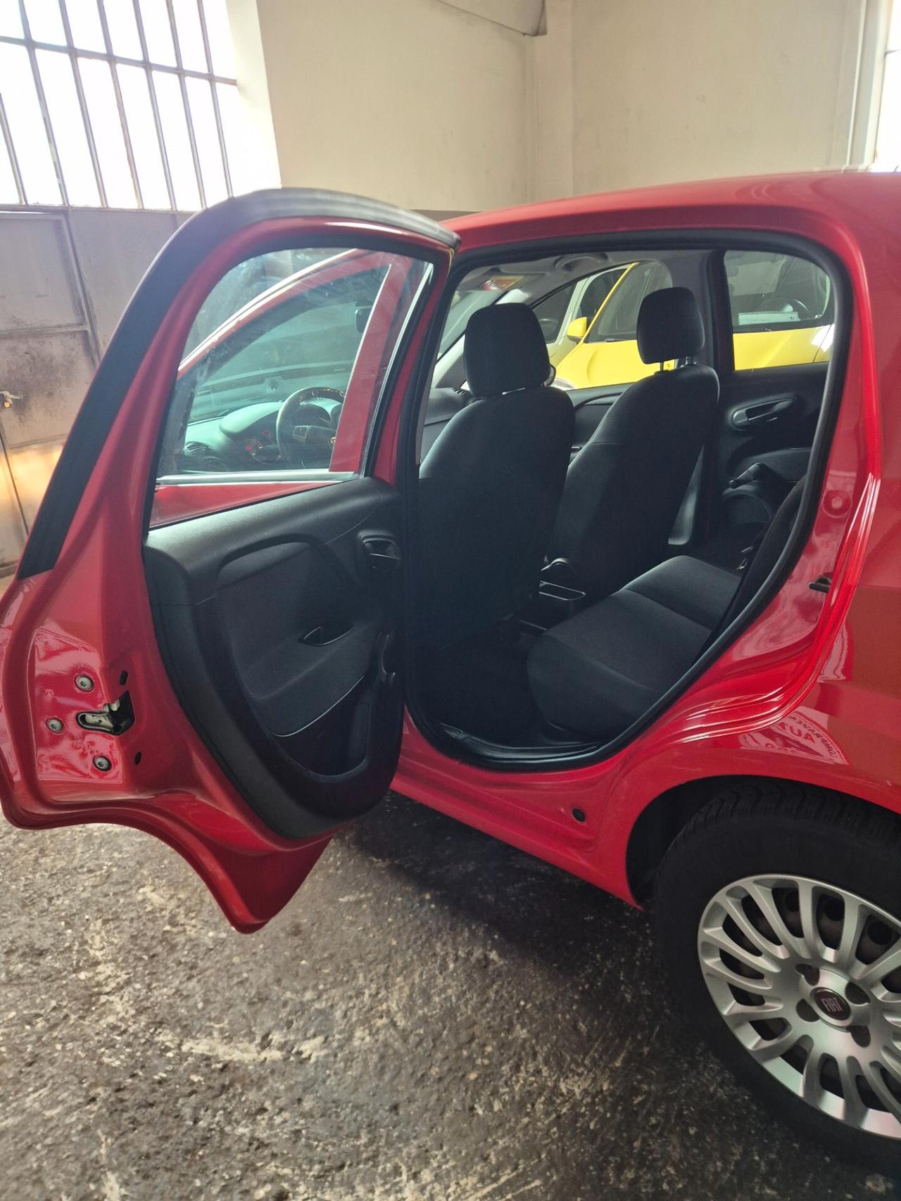 Fiat Punto 1.2 8V 5 porte Lounge euro 6