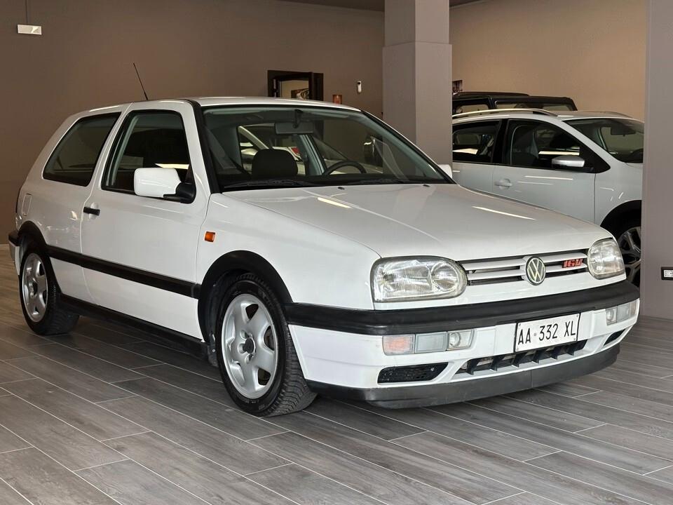 Volkswagen Golf GTI 2.0 16v 3p - ASI CRS