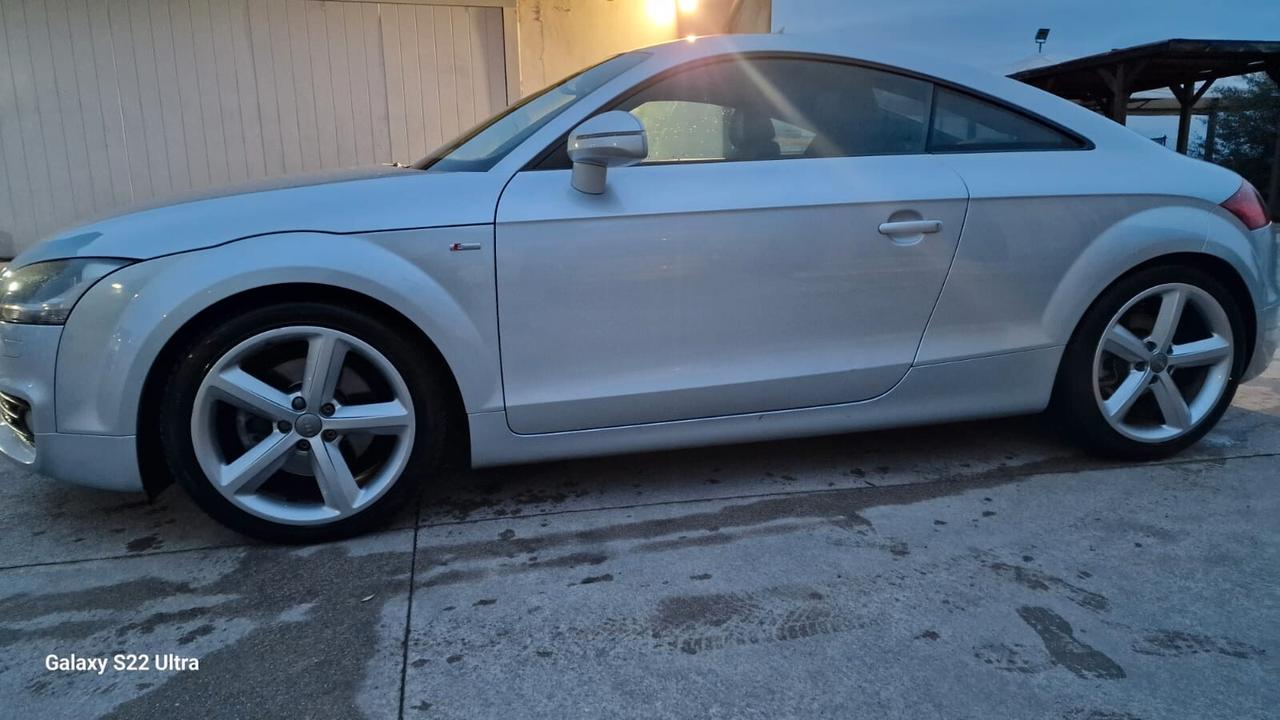 Audi TT Coupé 2.0 TDI quattro Advanced plus