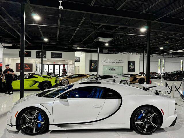 BUGATTI Other SUPER SPORT 8.0 W16 1600HP "1 of 1 Elephant Blanc"