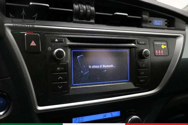 Toyota Auris Touring Sport 1.8 hybrid Lounge