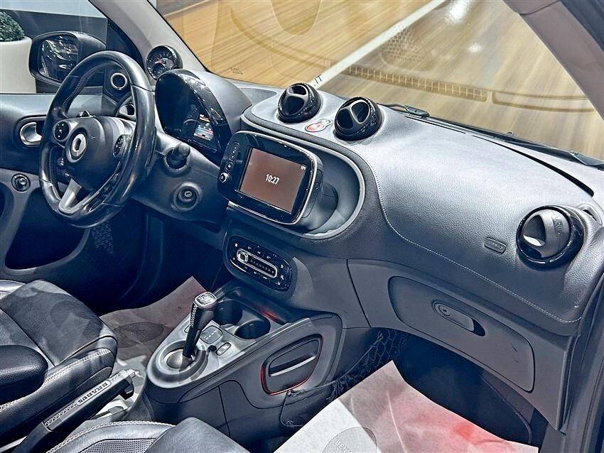 Smart ForTwo BRABUS 0.9 Turbo twinamic Xclusive