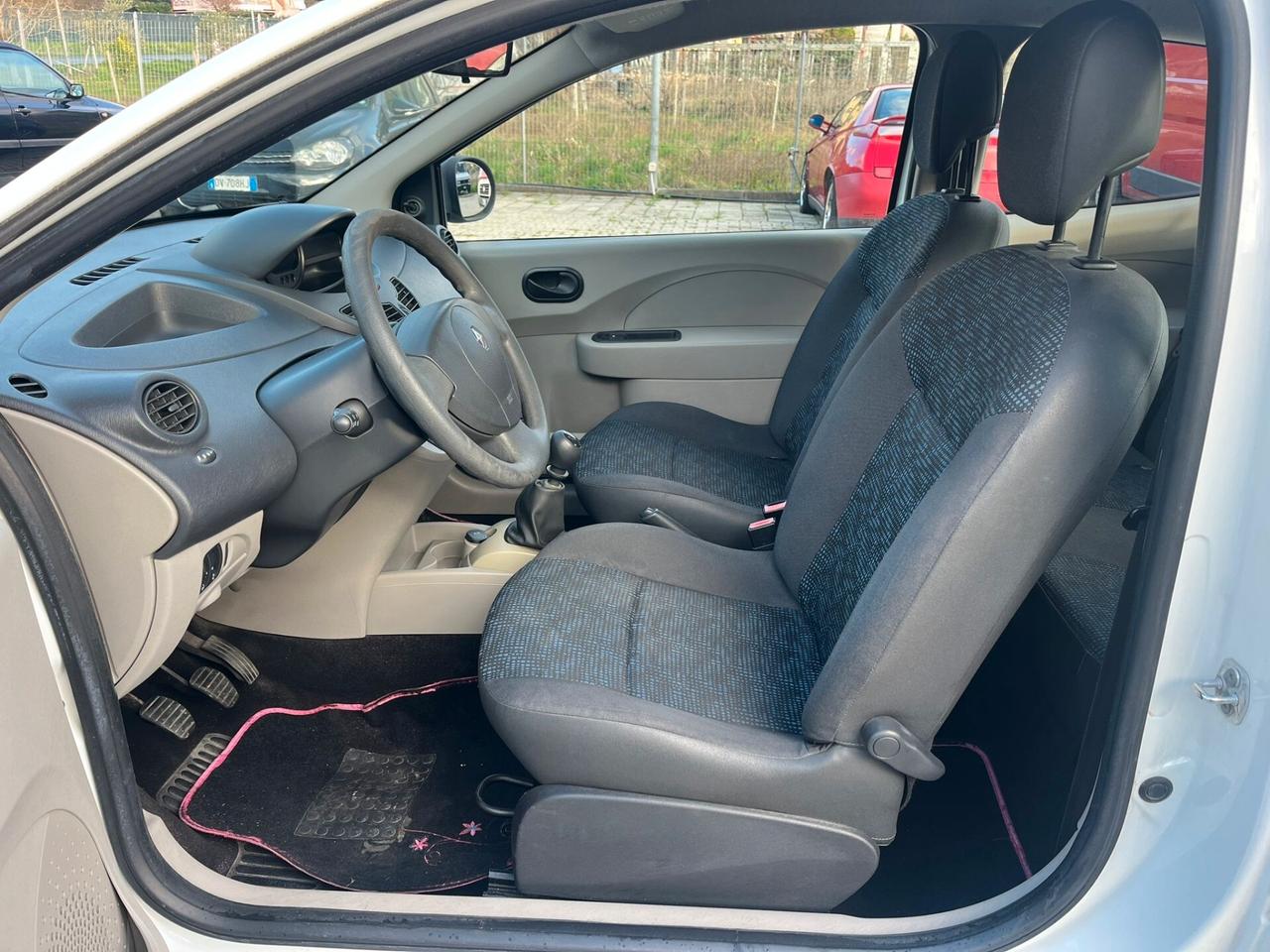 Renault Twingo 1.2 8V Dynamique