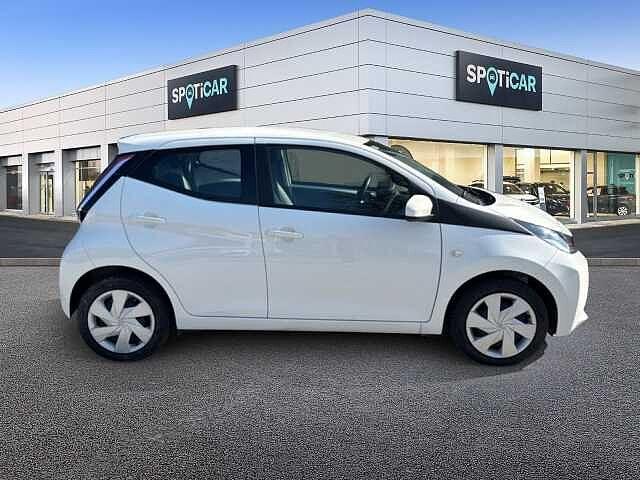 Toyota Aygo 1.0 VVT-i 69 CV 5 porte x-cool