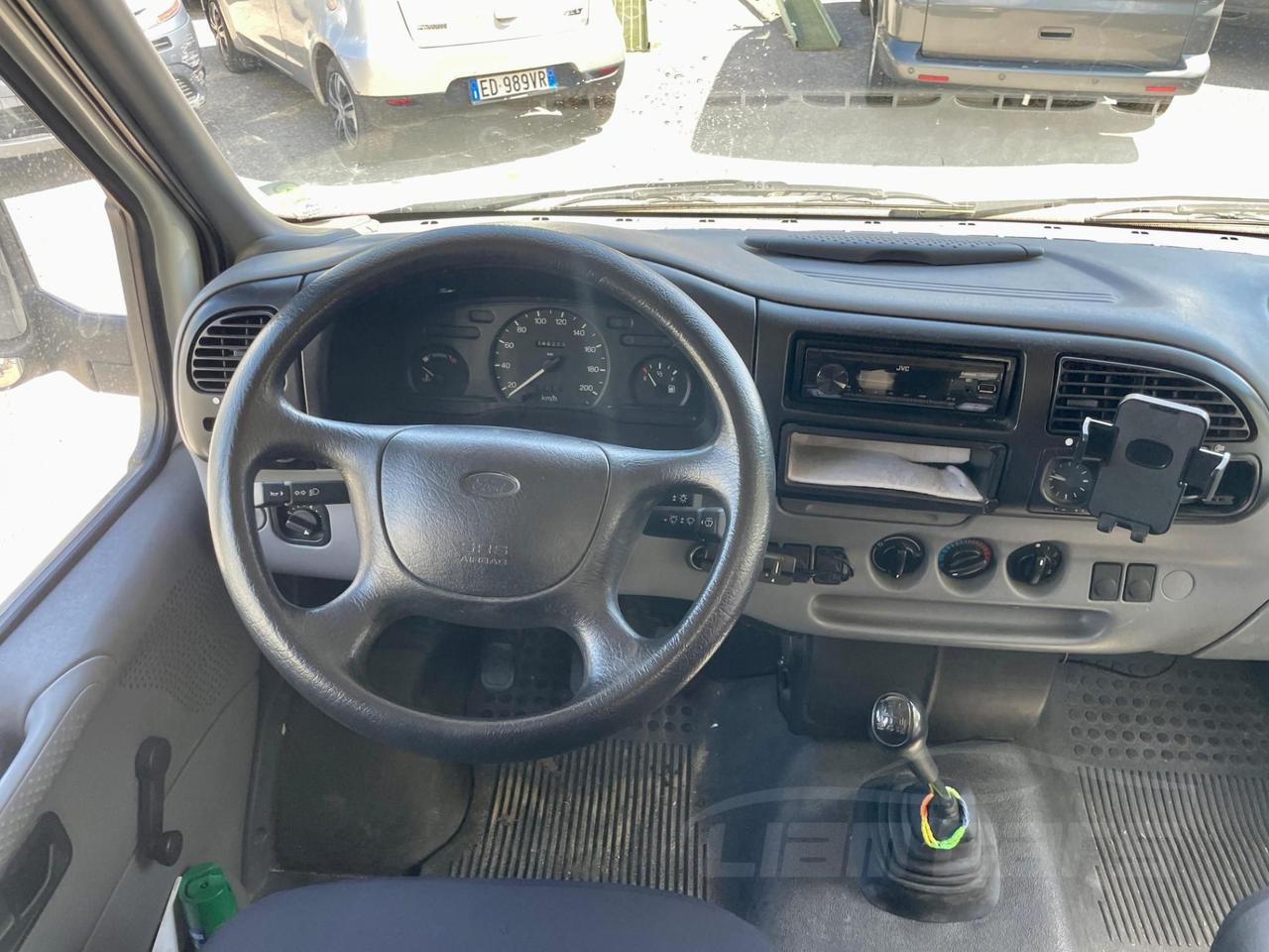 Ford TRANSIT 120 s 2.5