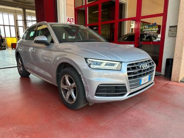 Audi Q5 2.0 TDI 150 CV Business