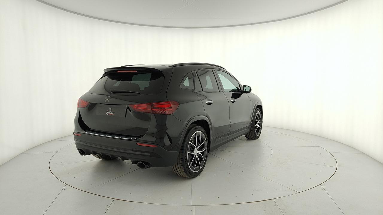 Mercedes-Benz Mercedes-AMG GLA 35 4MATIC