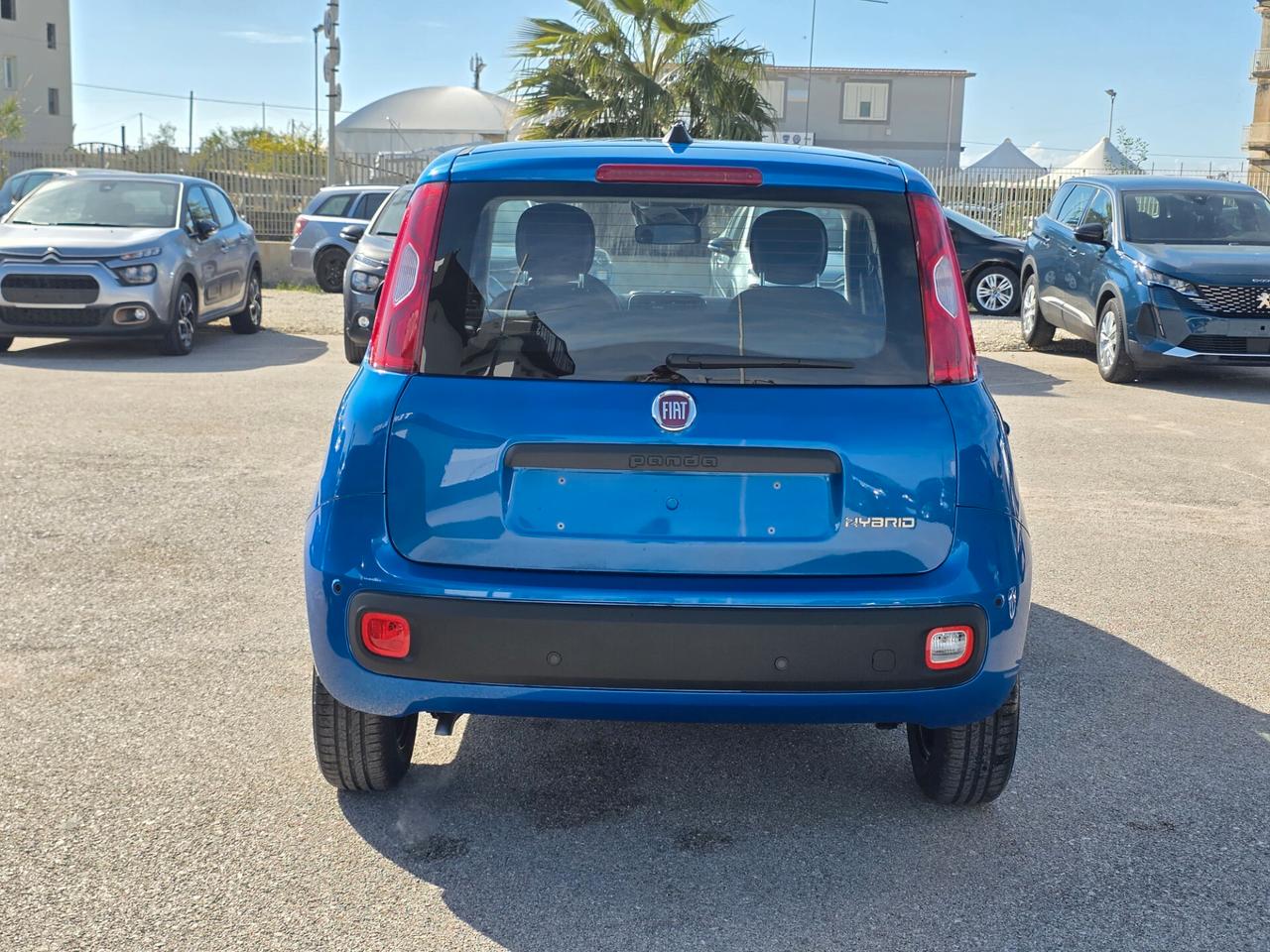 Fiat Panda 1.0 FireFly S&S Hybrid Pandina