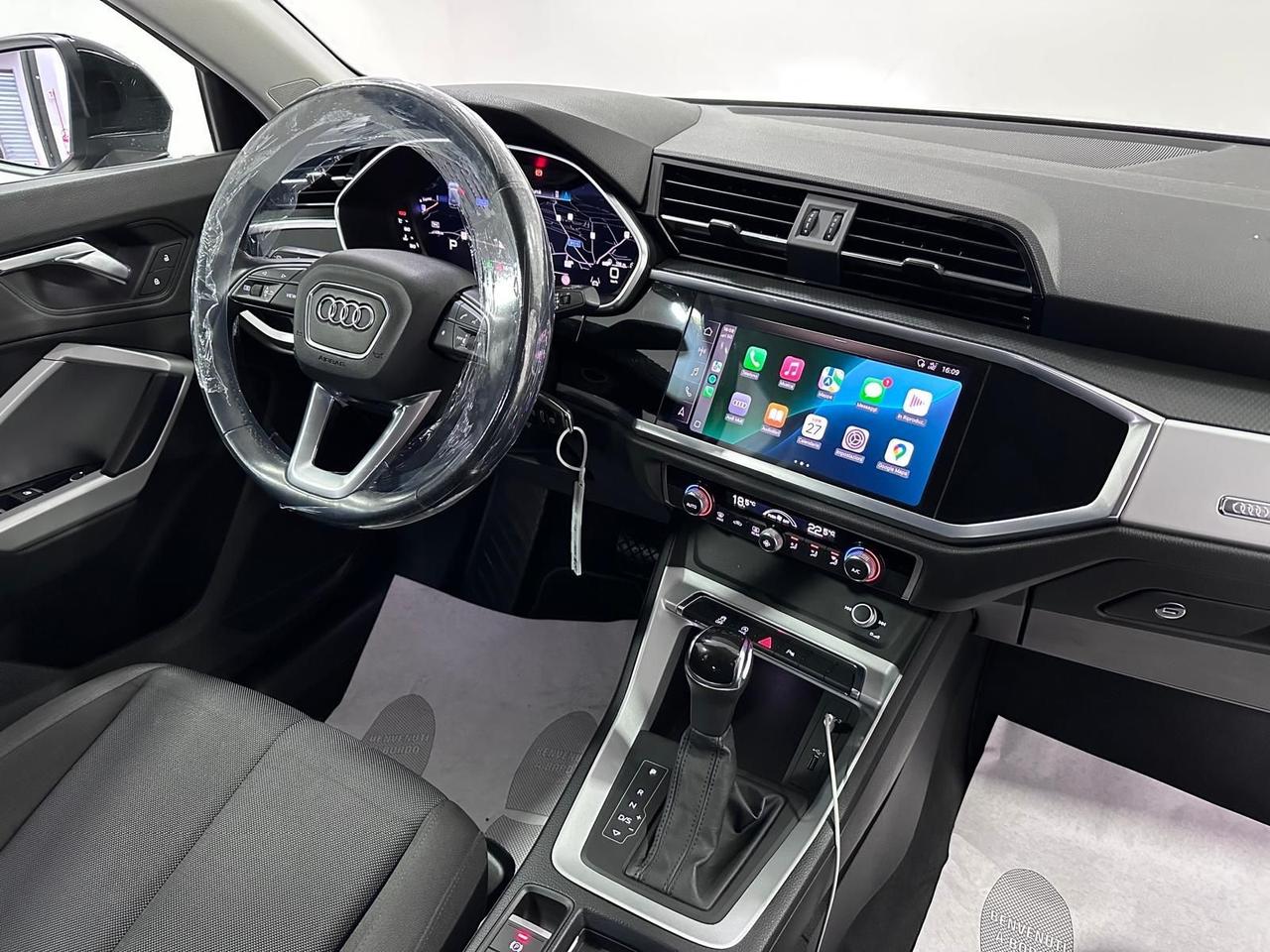 Audi Q3 35 TDI S tronic line -GARANTITA-2020