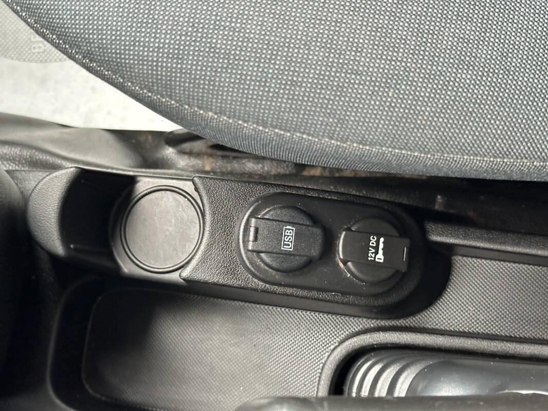 Fiat Fiorino III Fiorino Cargo 1.3 mjt 80cv con CarPlay