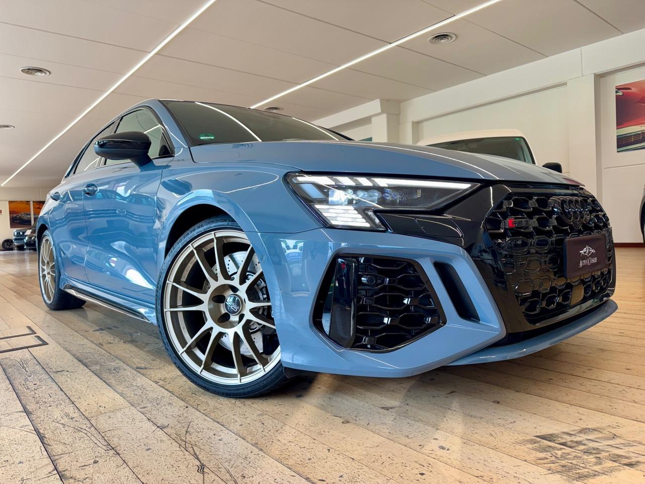 Audi RS3 SPORTBACK 400 CV FULL SPORT