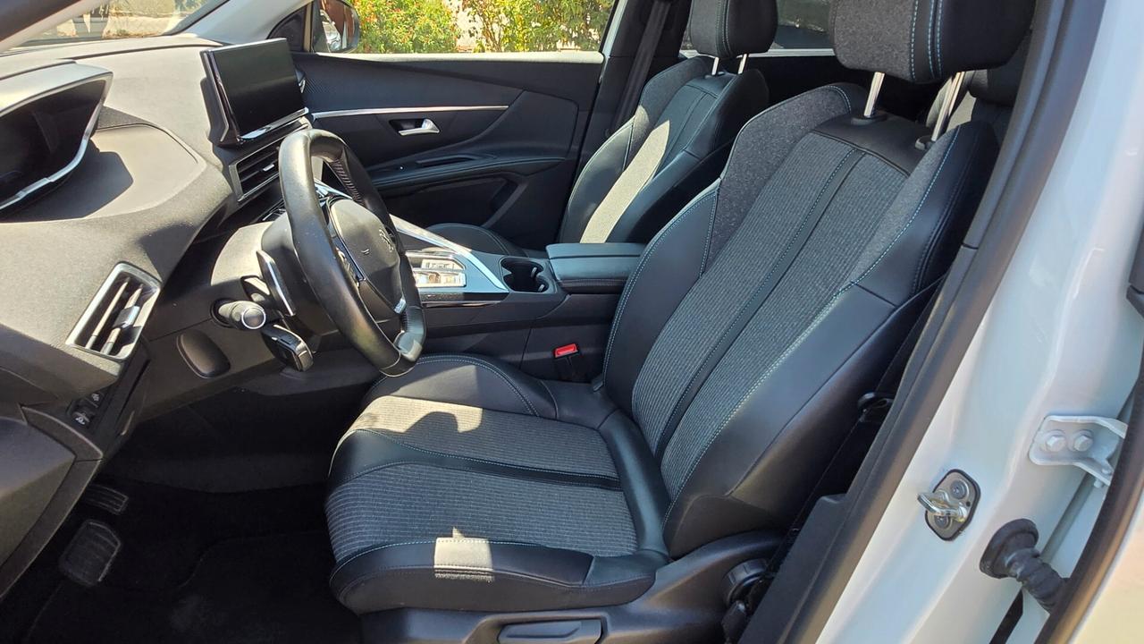Peugeot 5008 BlueHDi 130 S&S EAT8 Allure Pack