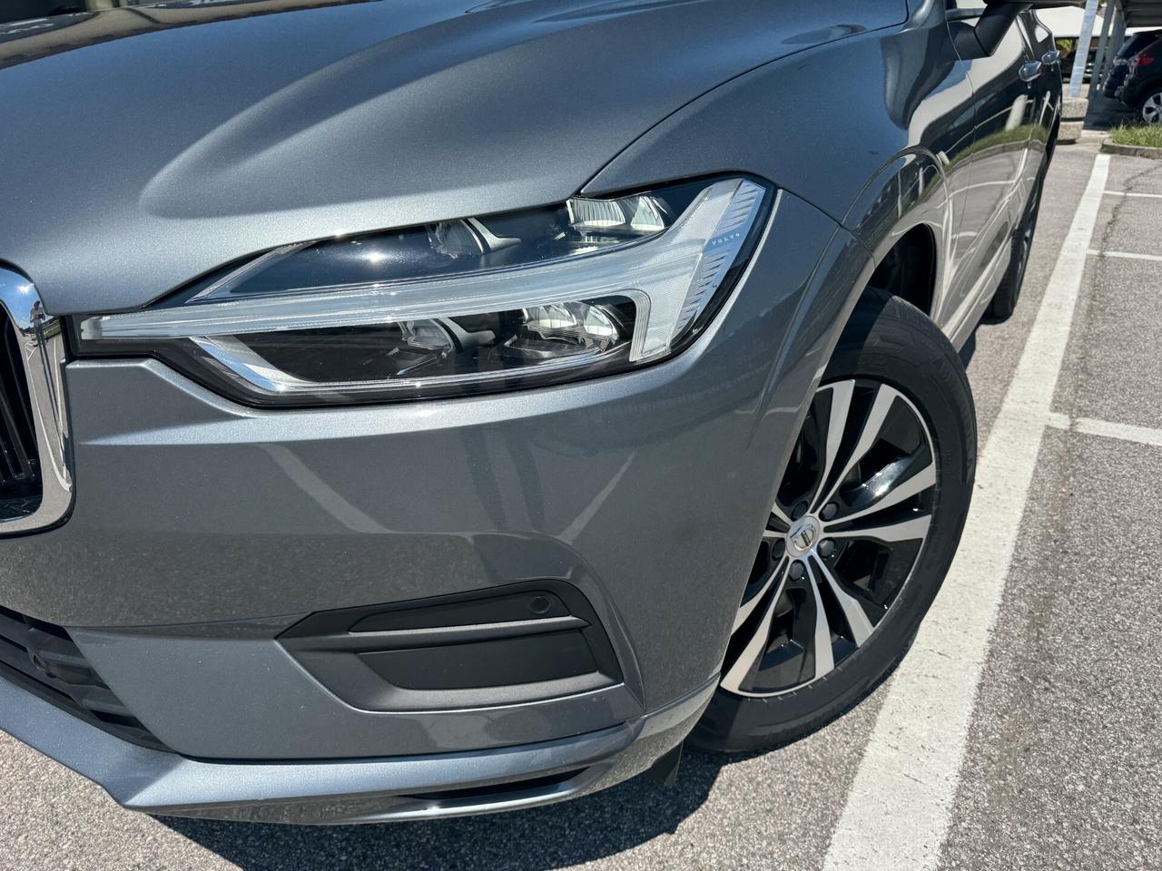 Volvo XC60 B4 AWD Diesel-Hybrid Momentum