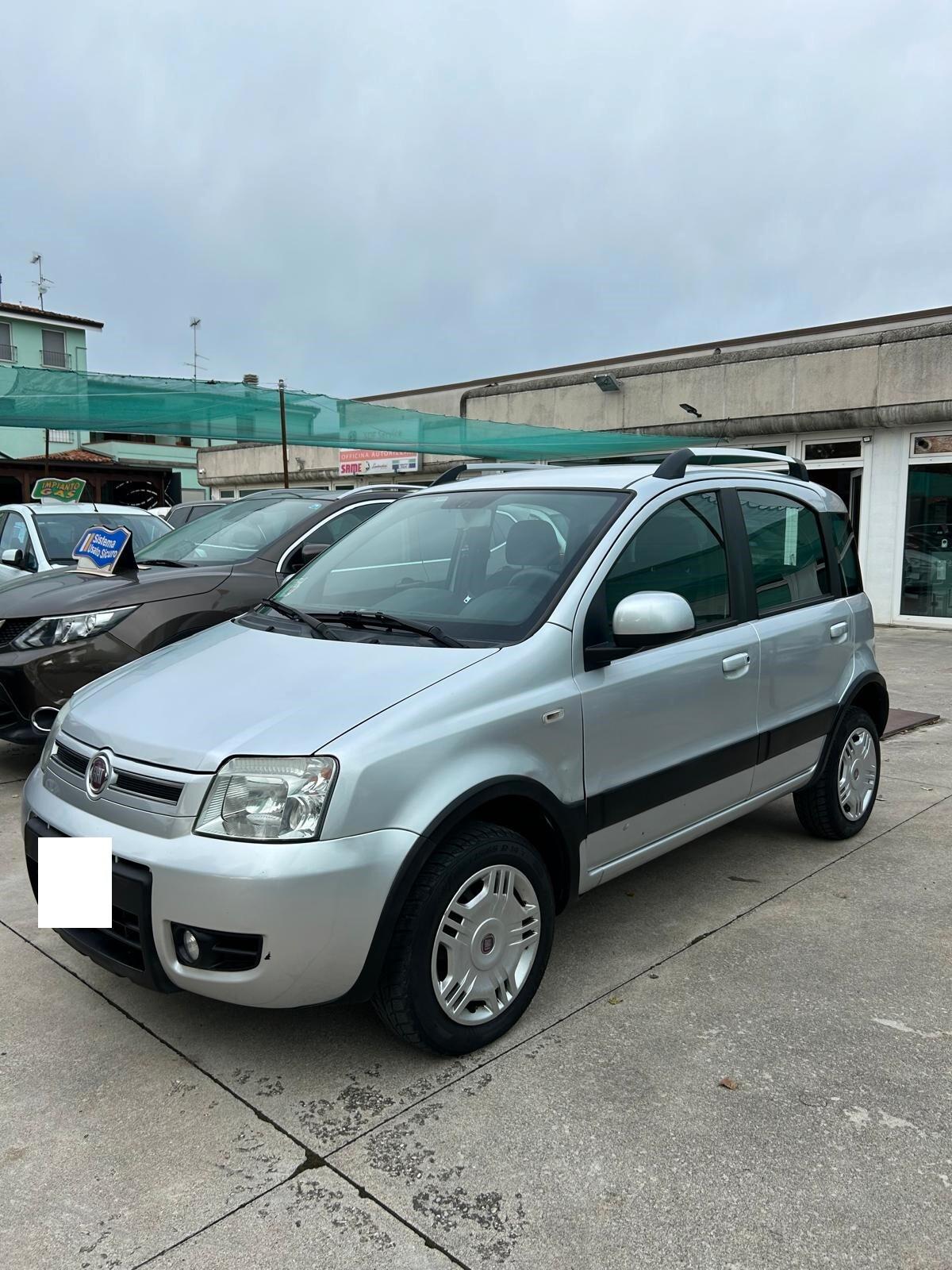 Fiat Panda 1.2 Climbing Natural Power ok neo patentati