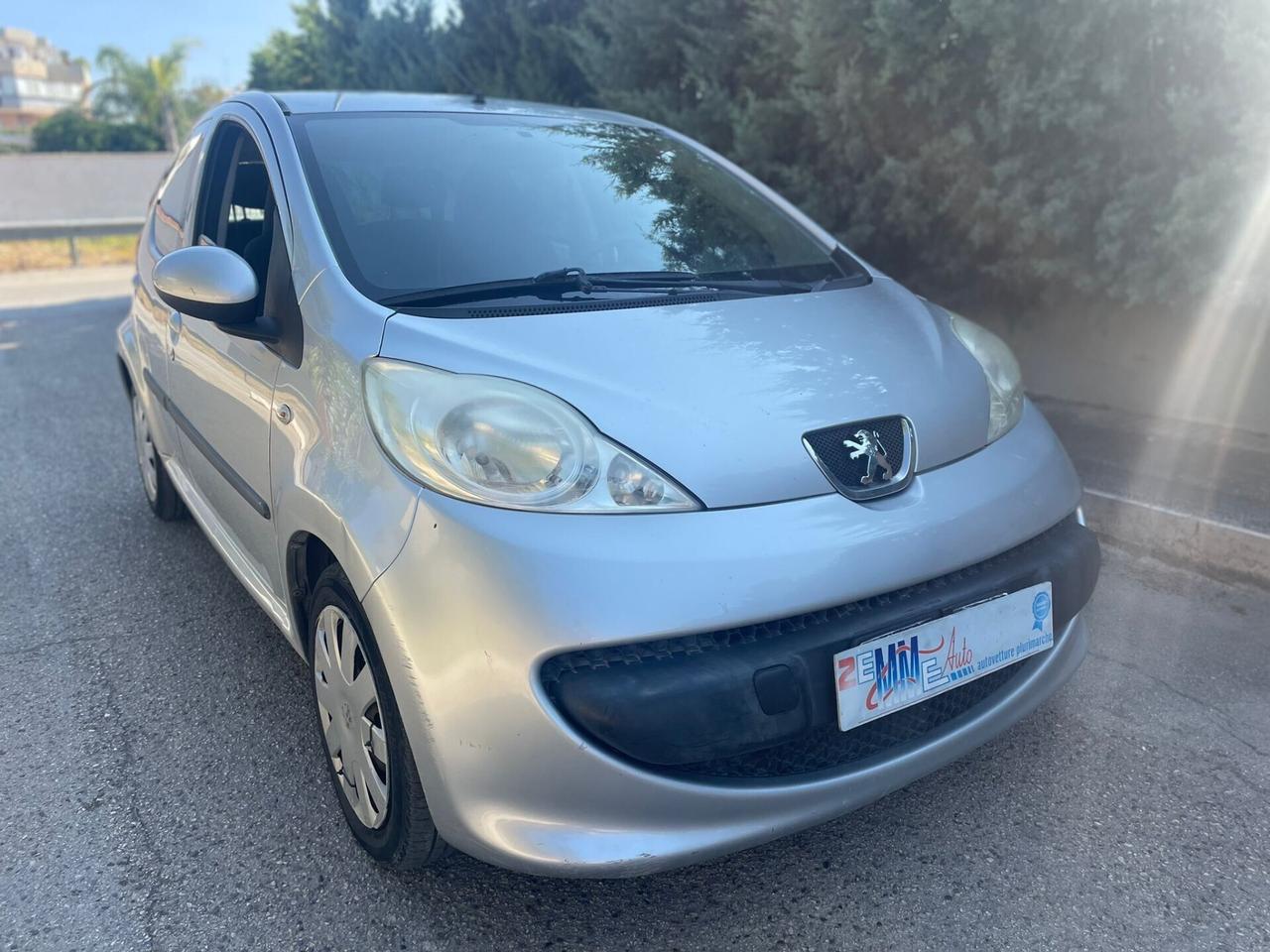 Peugeot 107 1.0 68CV 5p. Plaisir 2Tronic