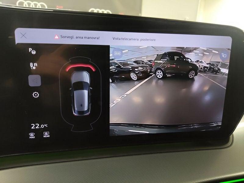 Audi Q3 Q3 Sportback 2.0 tdi Business 150cv s-tronic