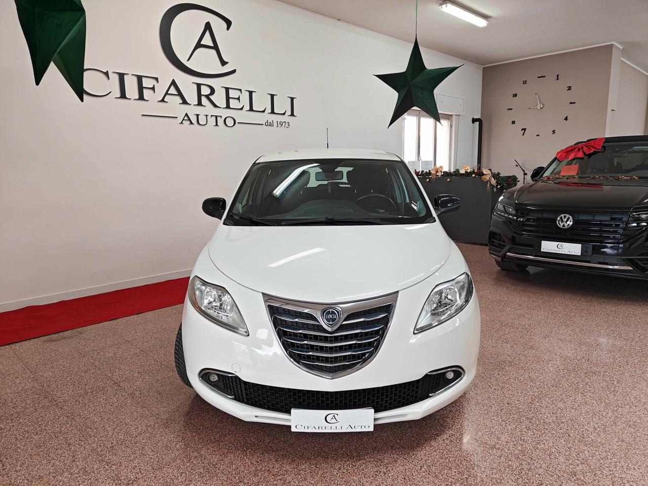 Lancia Ypsilon 1.2 69 CV 5 porte S&S Gold