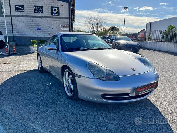 Porsche carrera 4 996