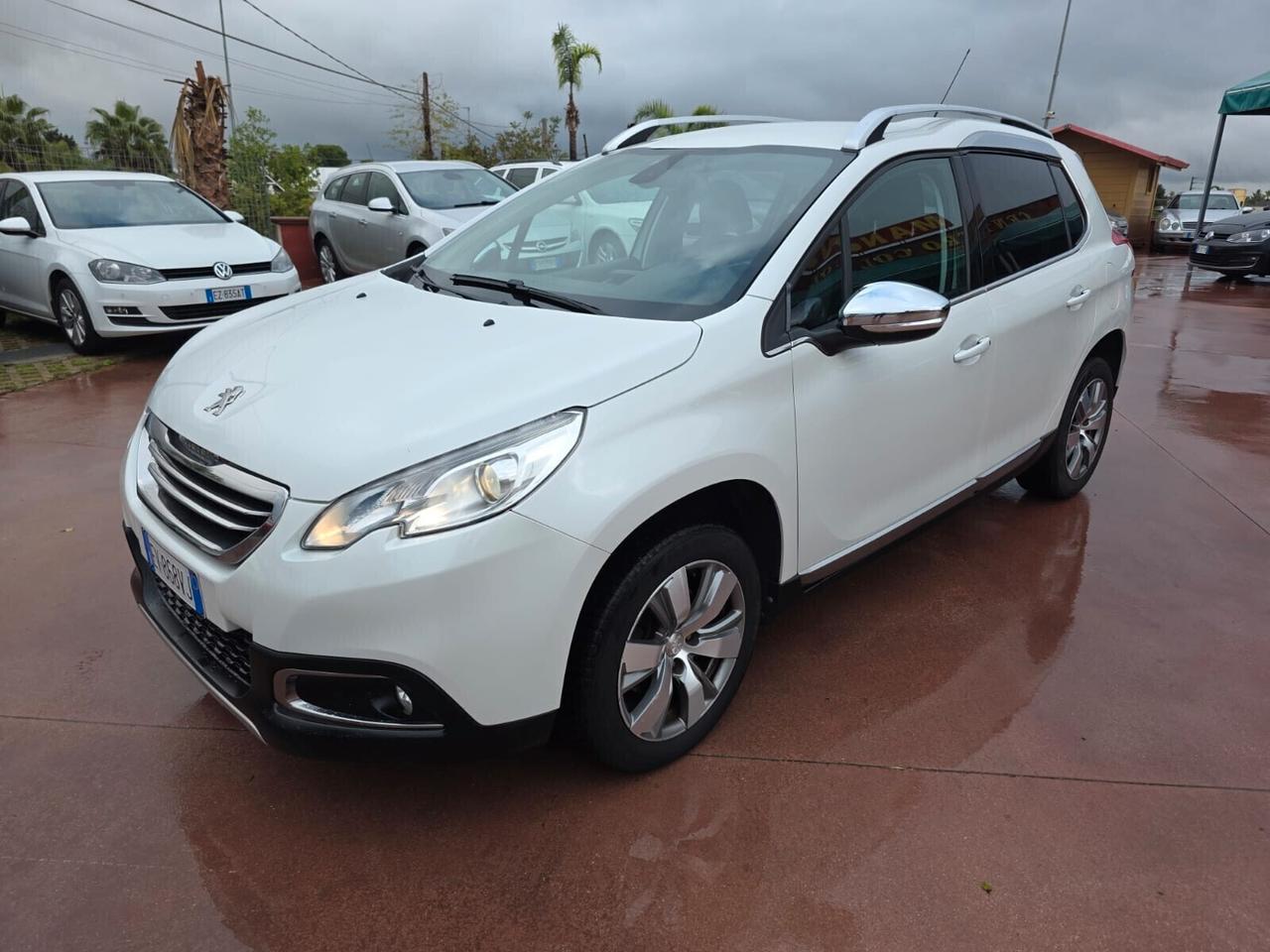Peugeot 2008 1.6 e-HDi 115 CV Stop&Start Féline