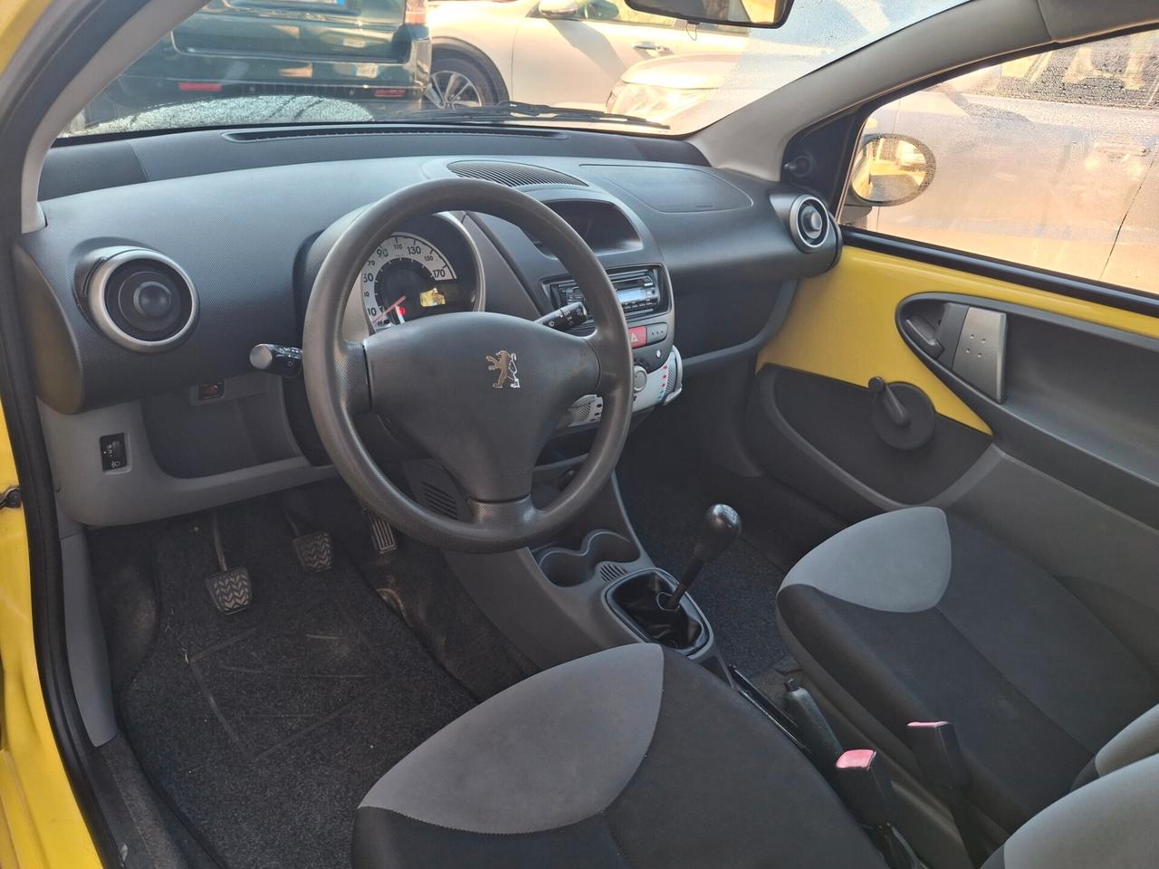 Peugeot 107 1.0 68CV 3p. Desir